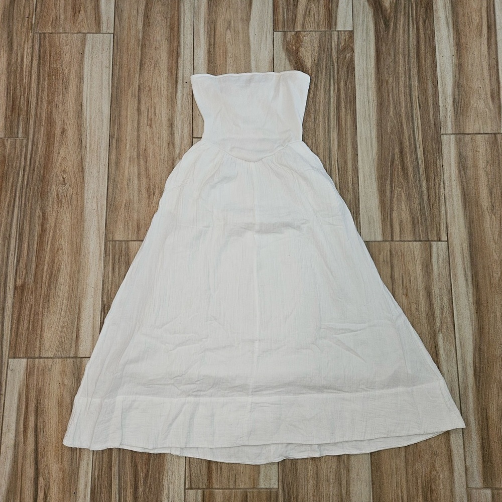 GAP Strapless White Dress